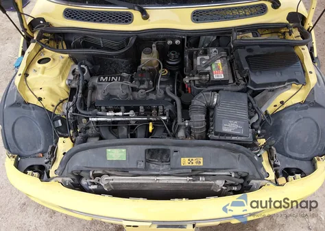 2002 Mini Cooper z USA, uszkodzony, nr VIN WMWRC33442TE12986